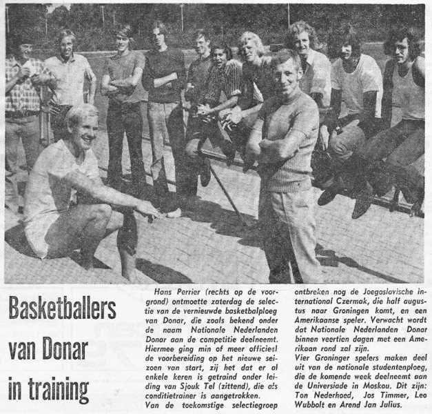Basketballers van Donar in training