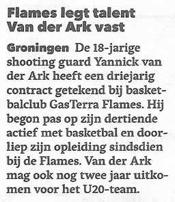 Flames legt talent Van der Ark vast