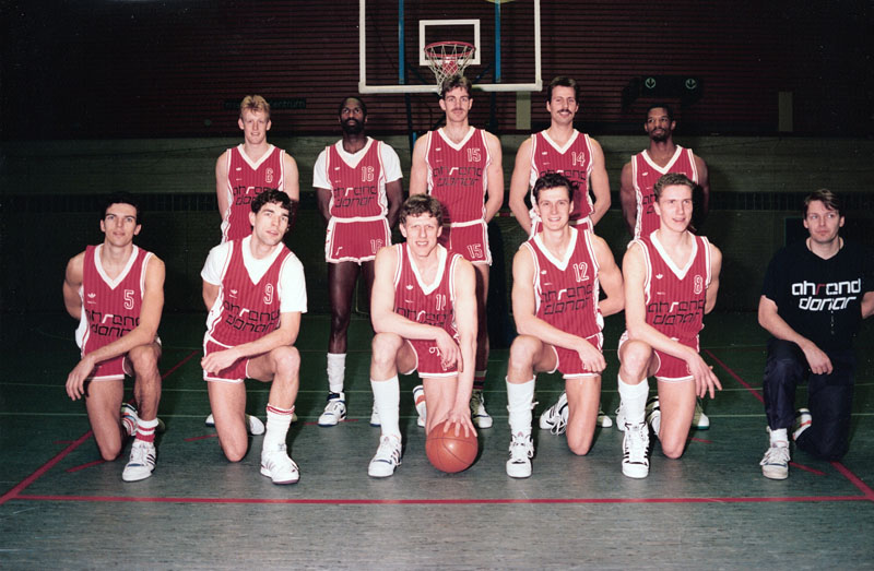 Teamfoto Ahrend Donar 1988-1989