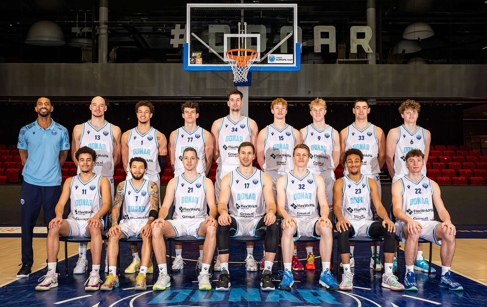 Teamfoto Donar 2024-2025