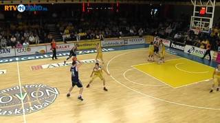 Flames eenvoudig langs Landstede